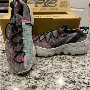 Womens Nike Space Hippie 04